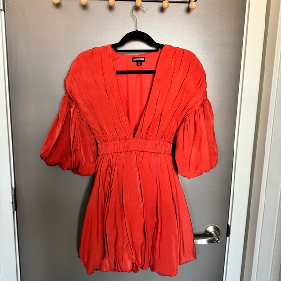 PrettyLittleThing Rust Long Sleeve Dress - Picture 3 of 6